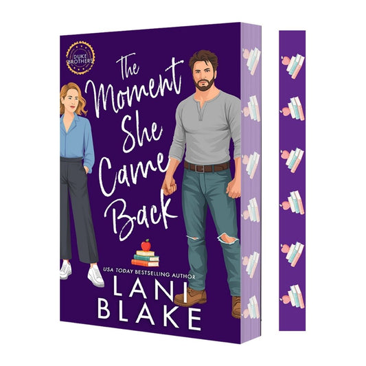 The Moment She Came Back (Special Illustrated Edition)